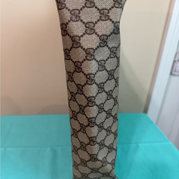 Gucci Sherry Liine Tote with Red and Green Straps - Picture 11 of 16